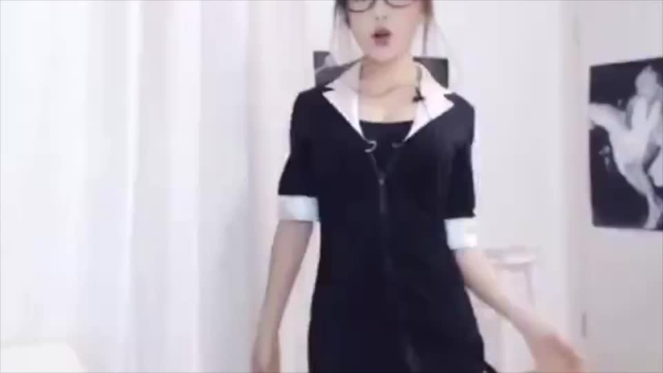 セクシー配信者